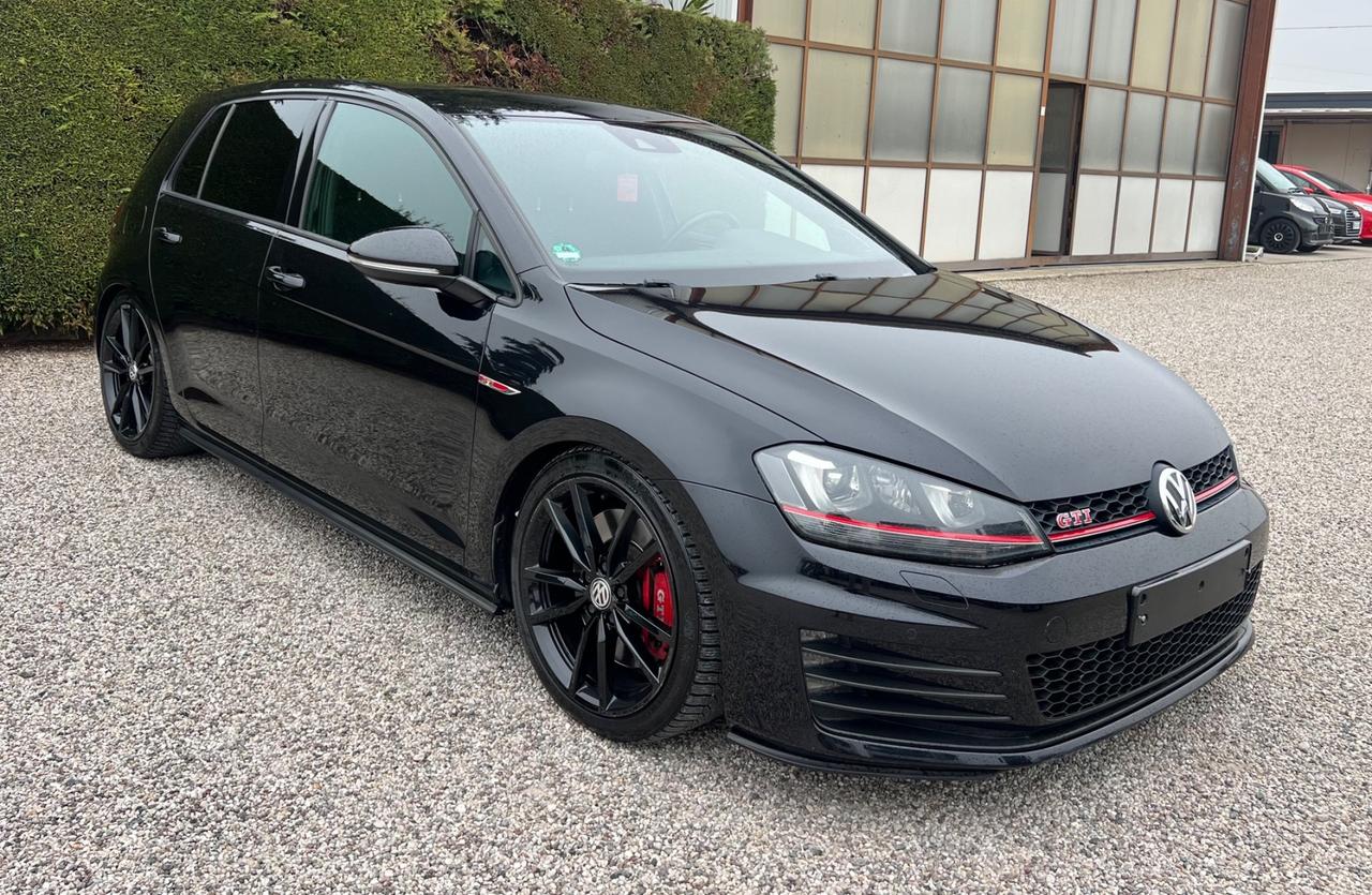 Volkswagen Golf GTI Performance 2.0 TSI DSG 5p. BlueMotion Technology