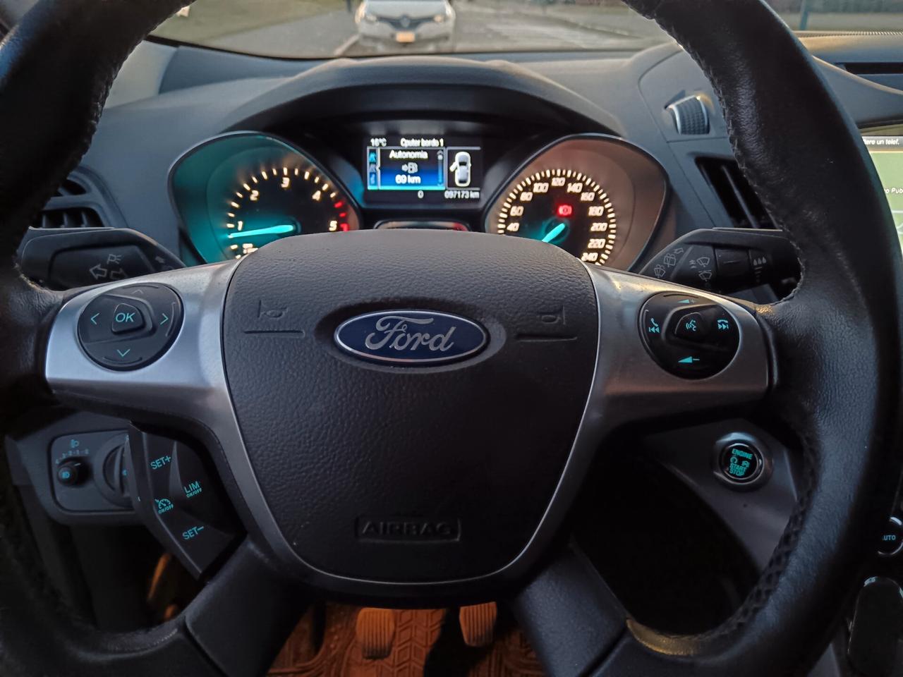 Ford Kuga 2.0 TDCI 120 CV S&S 2WD Titanium