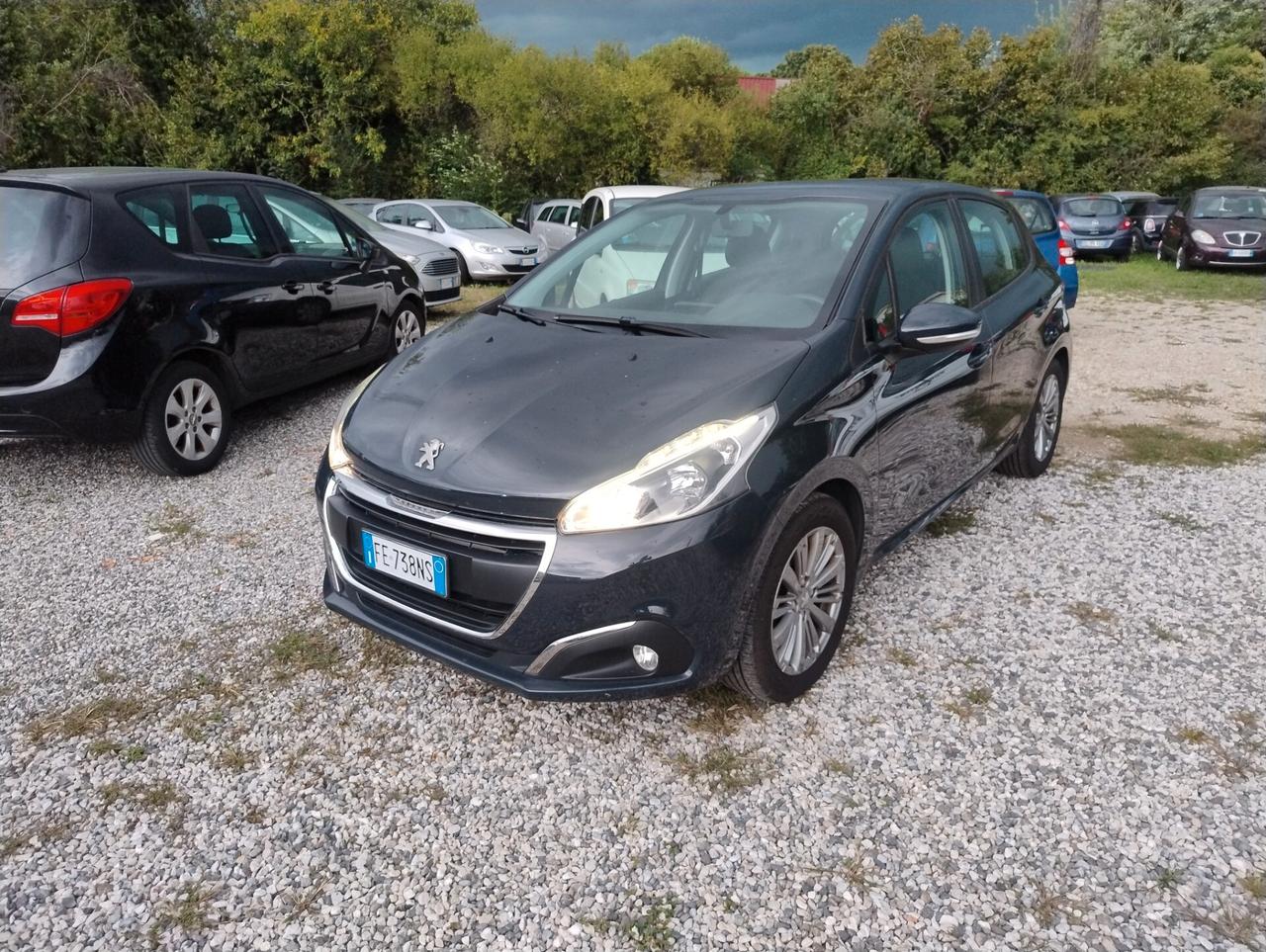Peugeot 208 BlueHDi 75 5 porte Allure