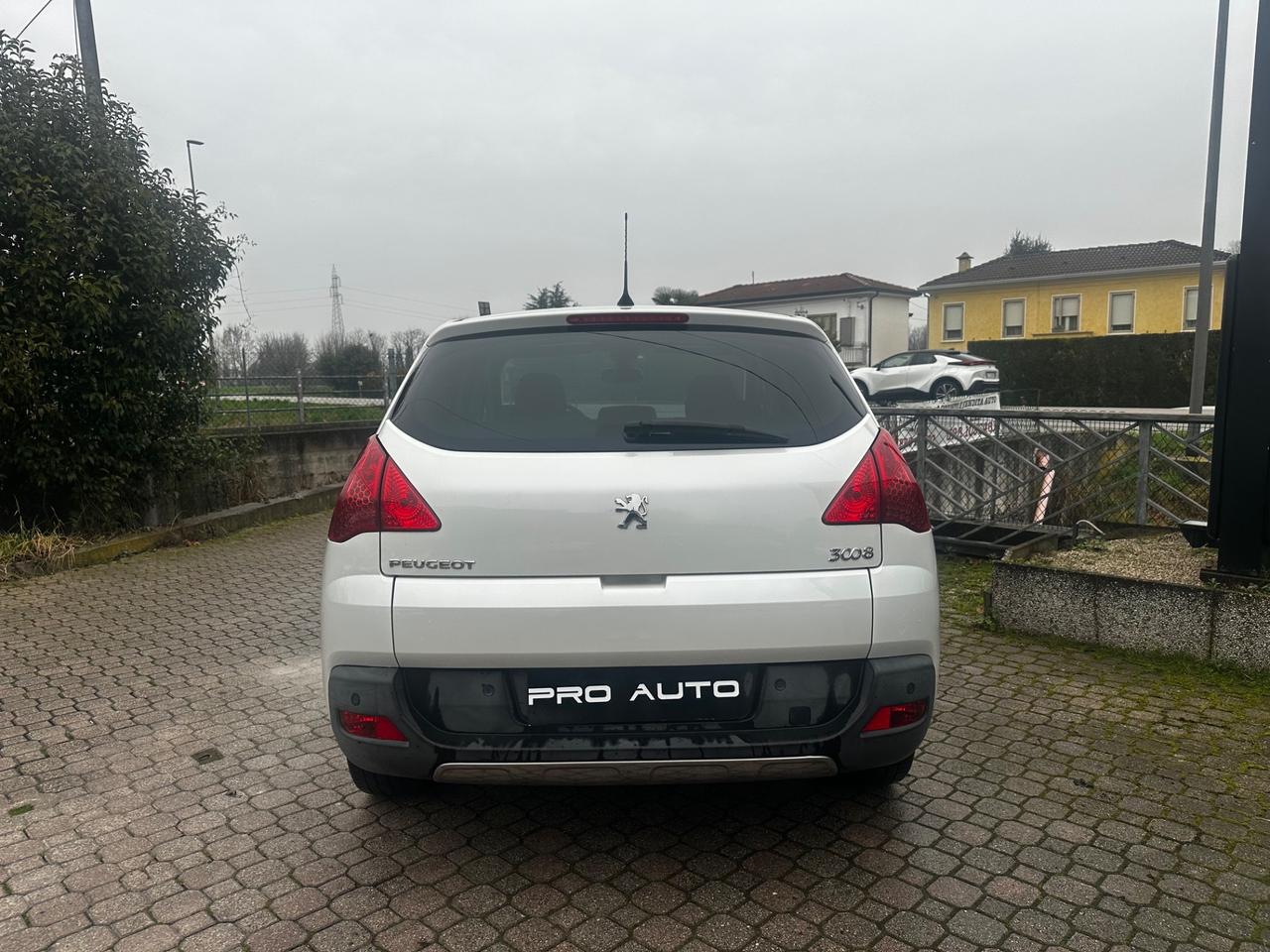 Peugeot 3008 2.0 HDi 163CV aut. Allure