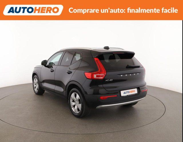 VOLVO XC40 D4 AWD Geartronic Momentum