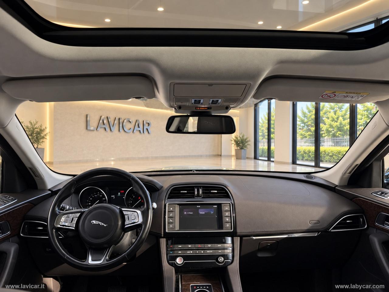 JAGUAR F-Pace 2.0 D 180 CV AWD aut. R-Sport
