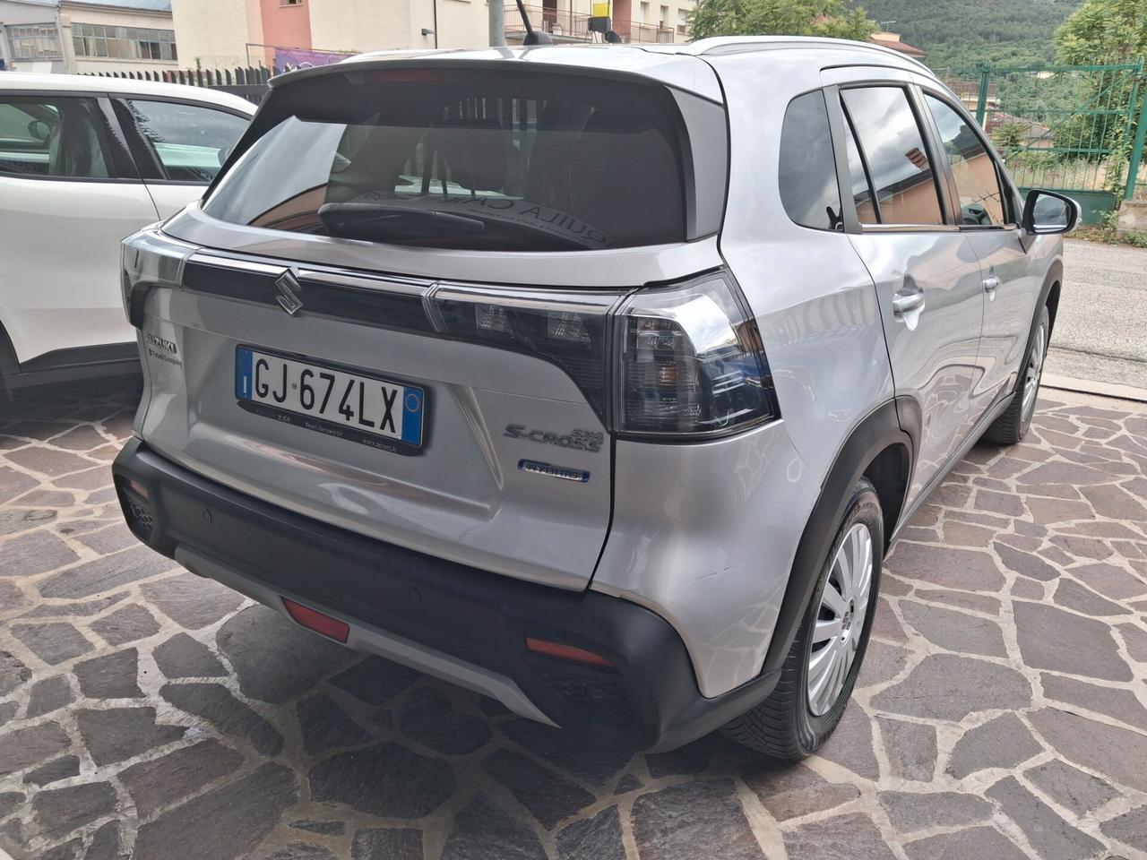 Suzuki S-Cross 1.4 Hybrid Top+