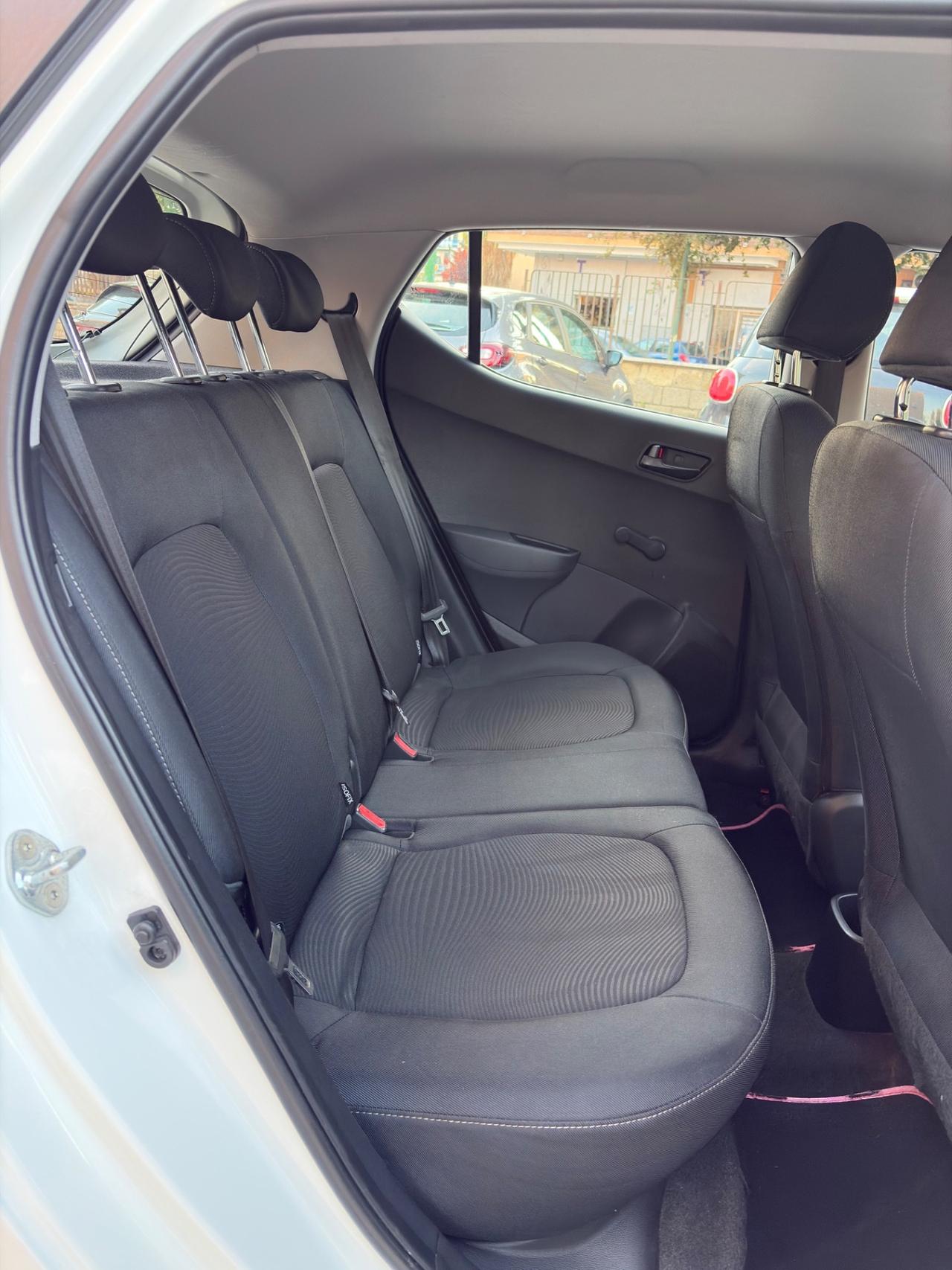 Hyundai i10 restyling 1.0 benz/GPL magnifica
