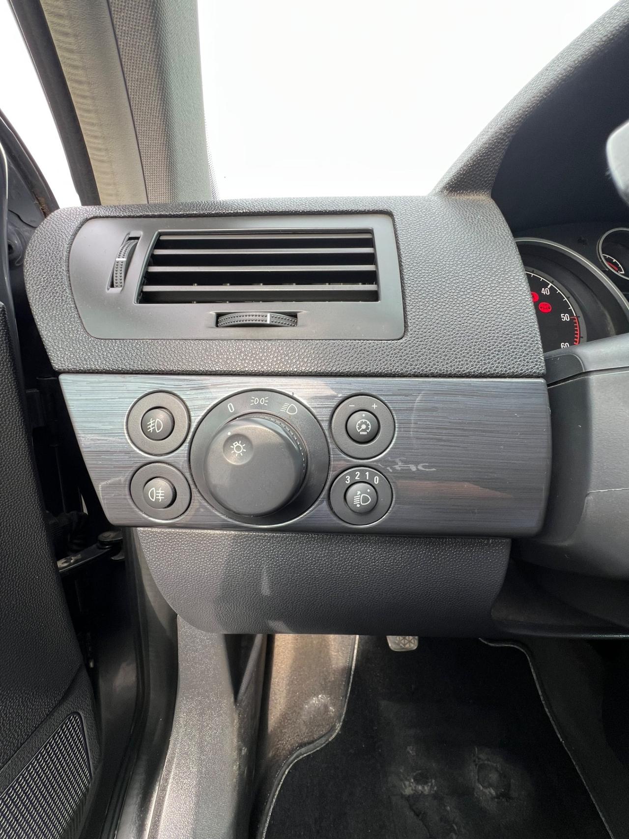 Opel Astra 1.7 CDTI 101CV 5 porte Cosmo