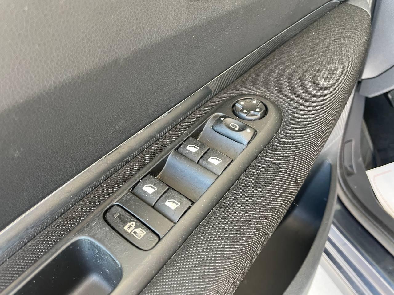 Peugeot 3008 - 2.0 | 150CV