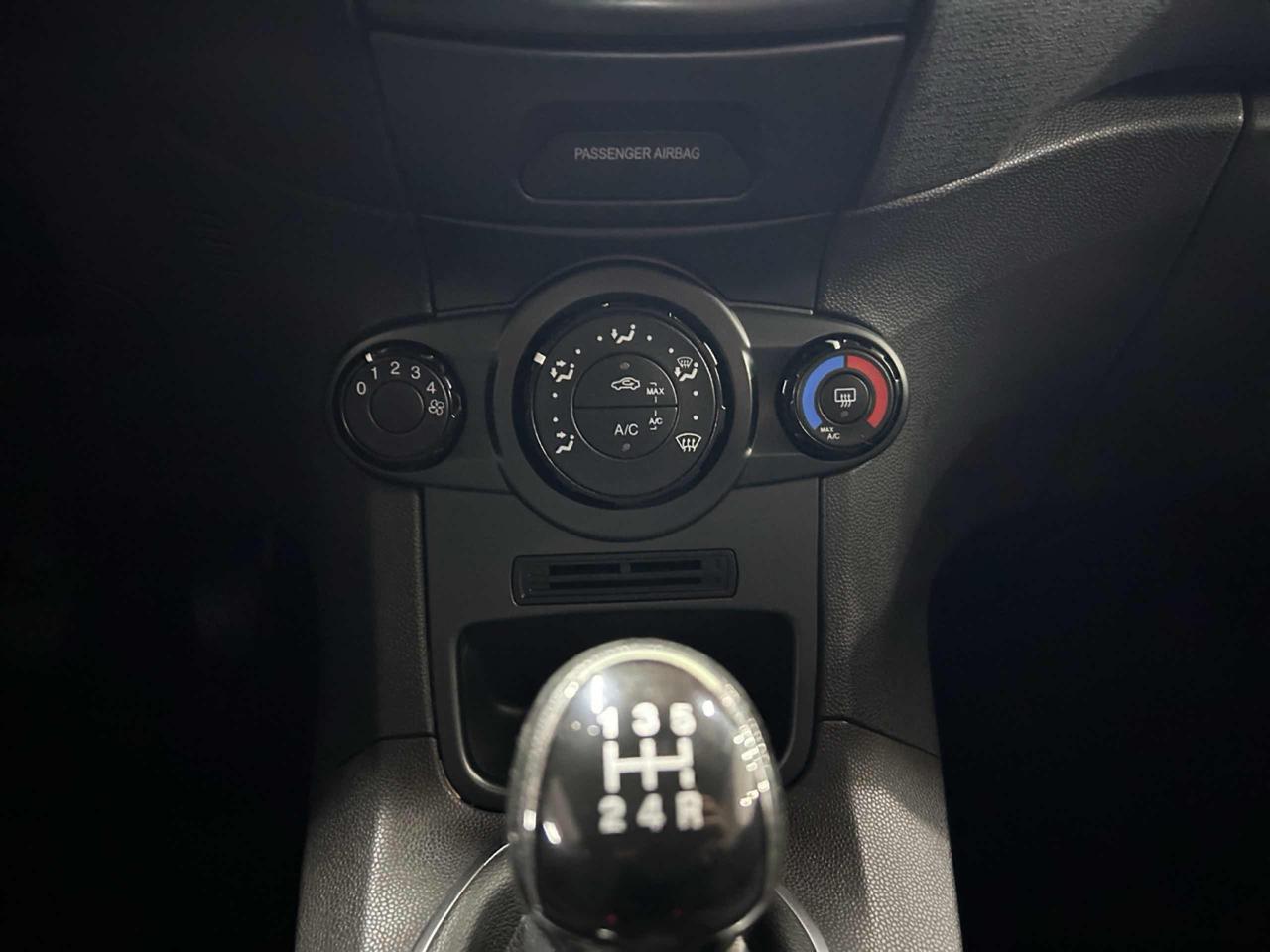 FORD Fiesta 6ª serie Fiesta 1.4 3 porte Bz.- G...