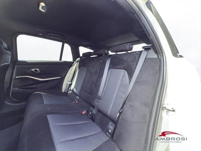 BMW 320 Serie 3 d xDrive Touring Msport Comfort Package