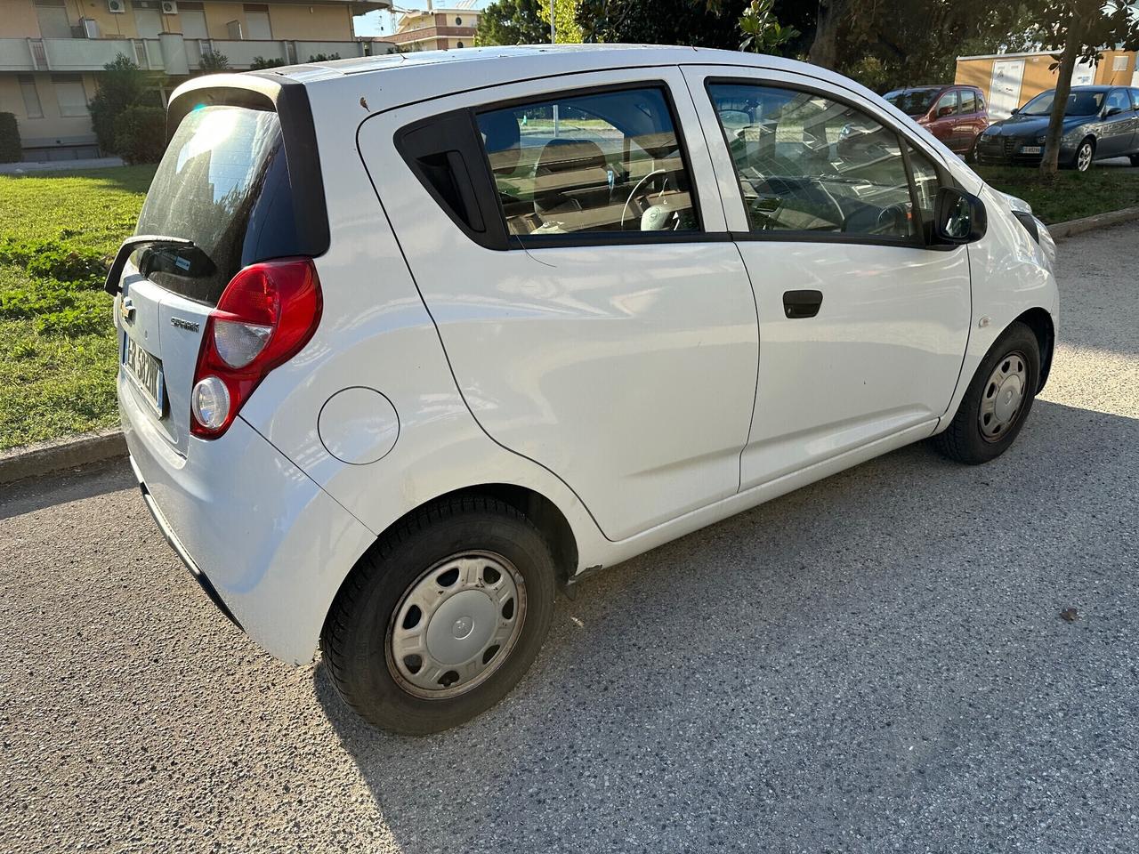 Chevrolet Spark 1.0 benzina 2013 neopatentati