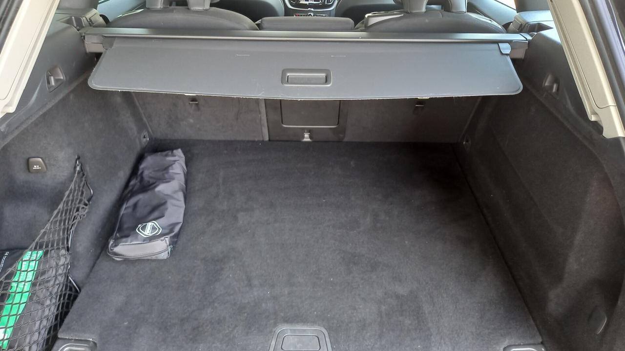 Volvo XC 60 XC60 B4 (d) AWD Geartronic Business