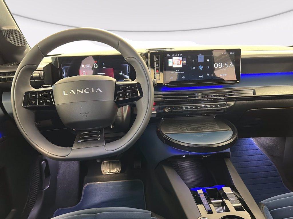 LANCIA Ypsilon 1.2 mhev edizione cassina e-dct del 2024