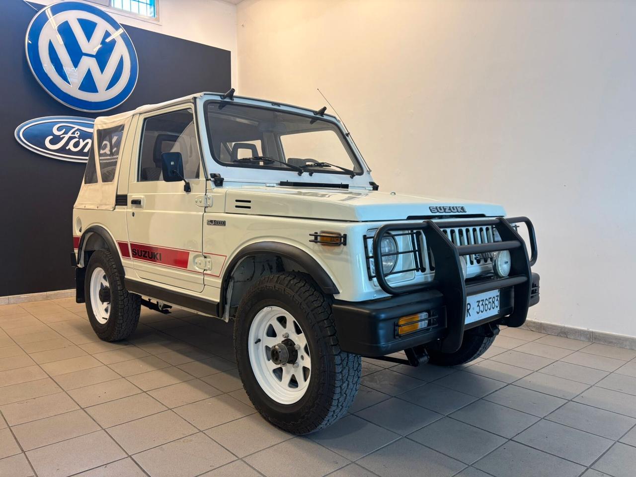 Suzuki SJ 410 SJ410 Cabriolet De Luxe