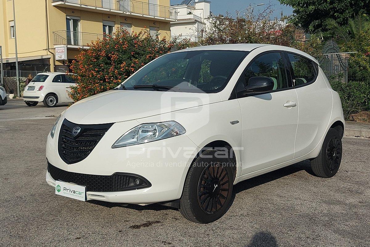 LANCIA Ypsilon 0.9 TwinAir 85 CV 5 porte Metano Ecochic Elefantino