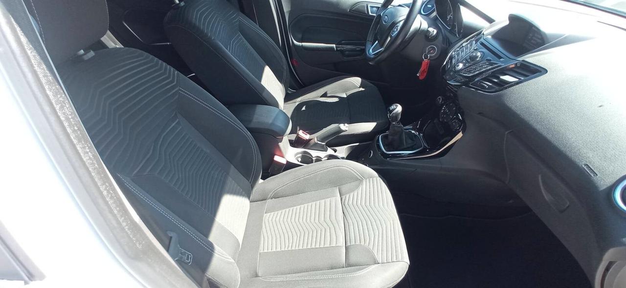 Ford Fiesta 1.4 GPL Titanium