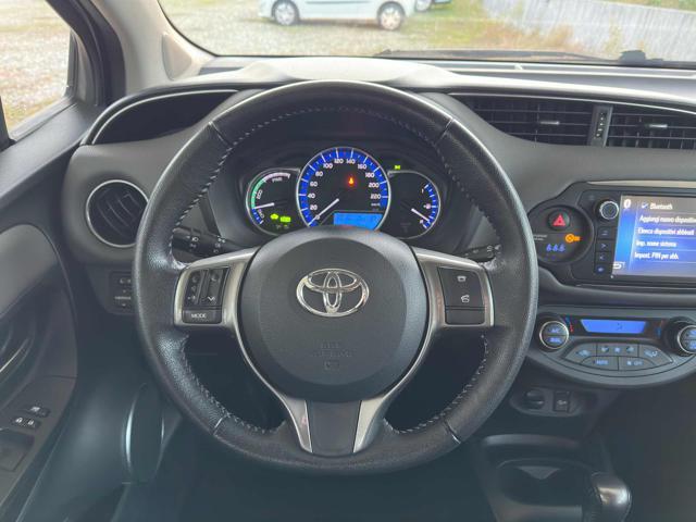 TOYOTA Yaris 1.5 Hybrid 5 porte Active AUTOMATICA PER NEOPATENT