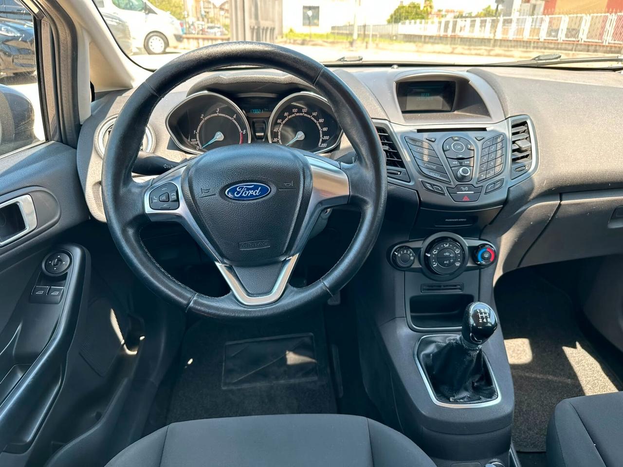 Ford Fiesta 1.5 TDCi 75CV 5p Titanium