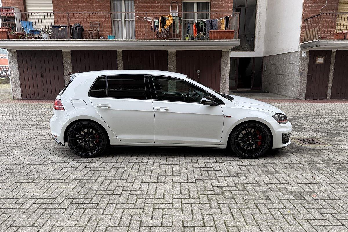 VOLKSWAGEN Golf GTI 2.0 TSI 5p. BlueMotion Technology