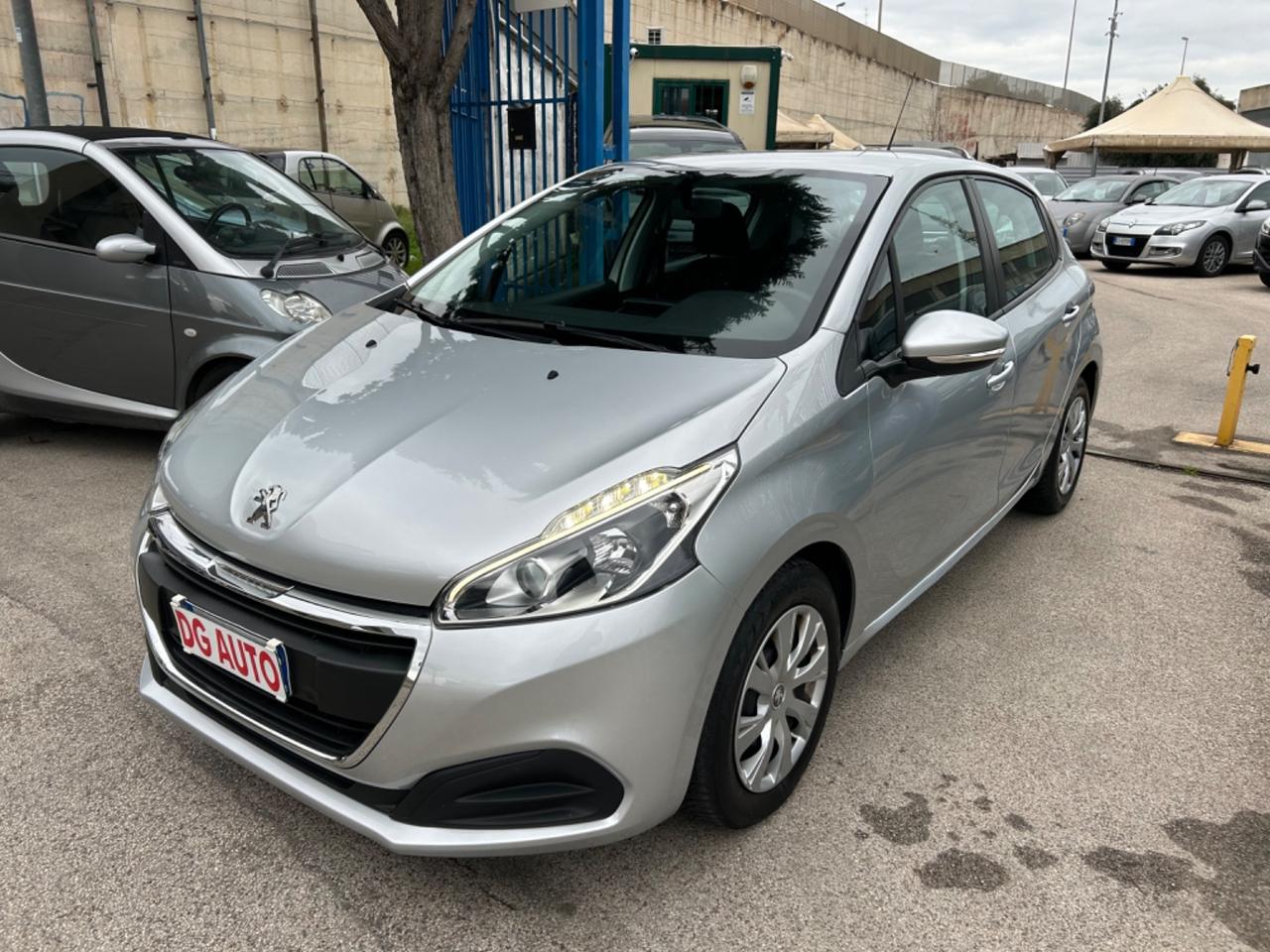 Peugeot 208 BlueHDi 1.6 diesel 75 cv S&amp;S 2016