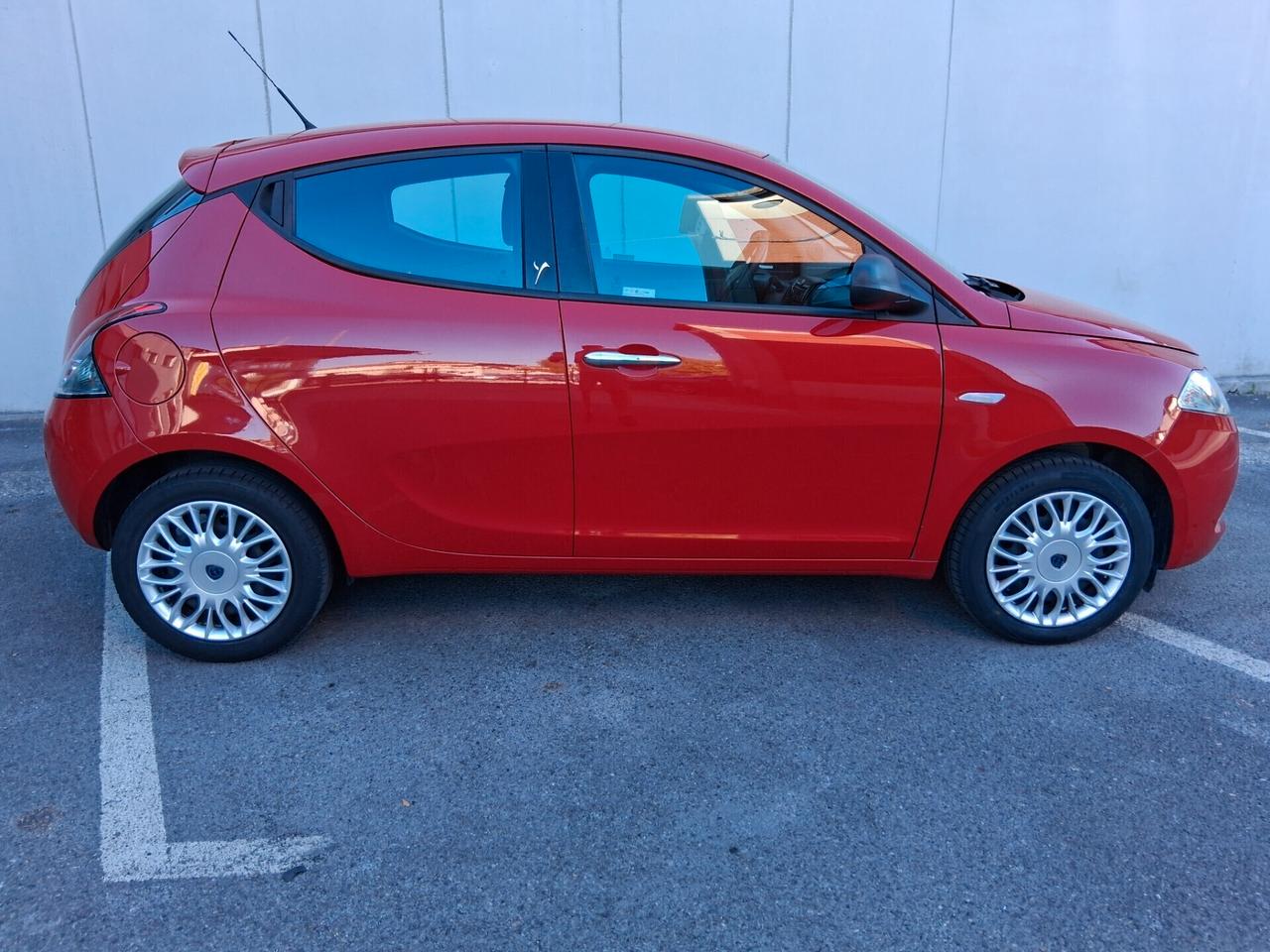 Lancia Ypsilon 1.2 69 CV UNICO PROPRIETARIO