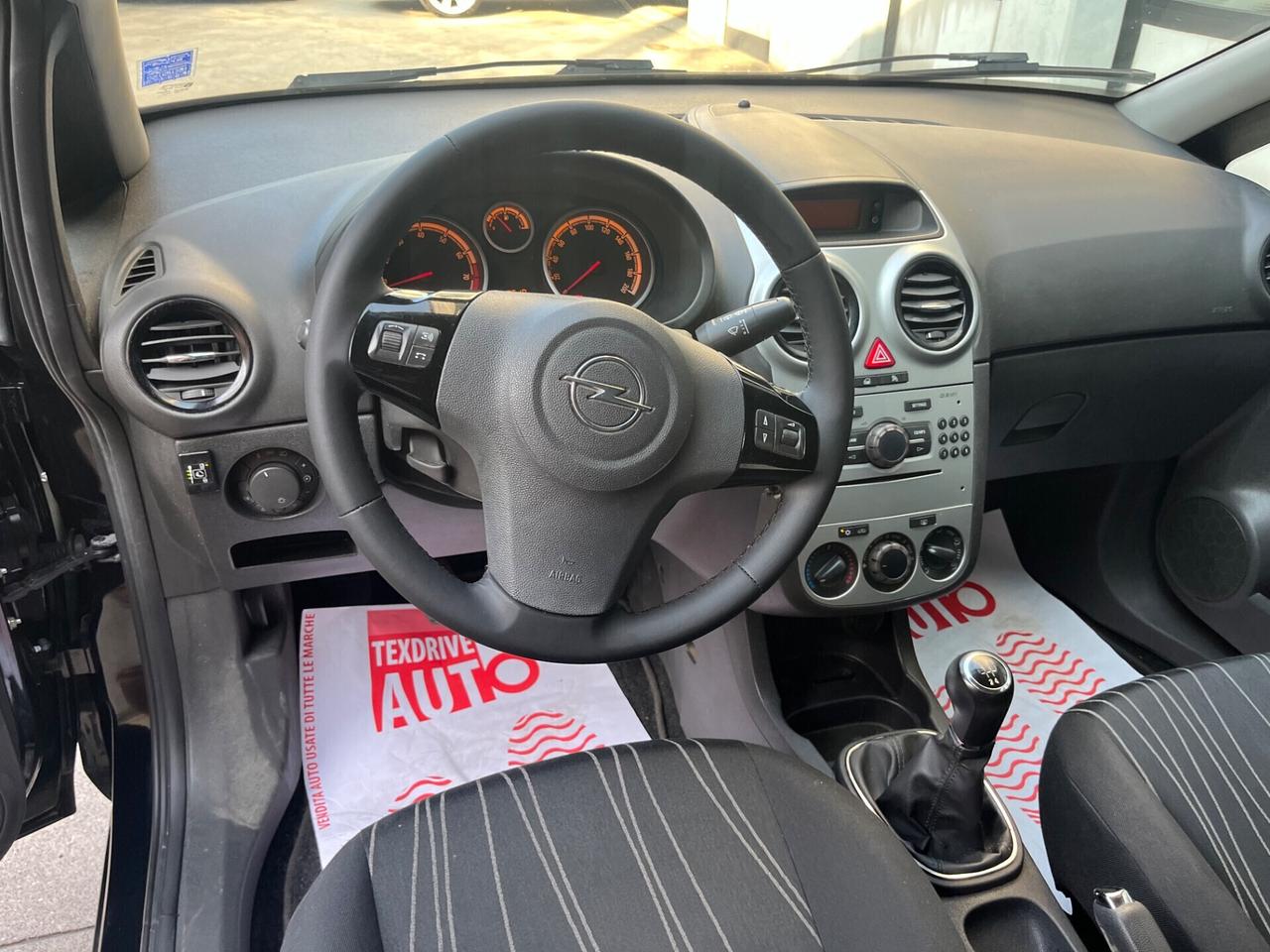 Opel Corsa 1.2 80CV 3 porte GPL-TECH Club