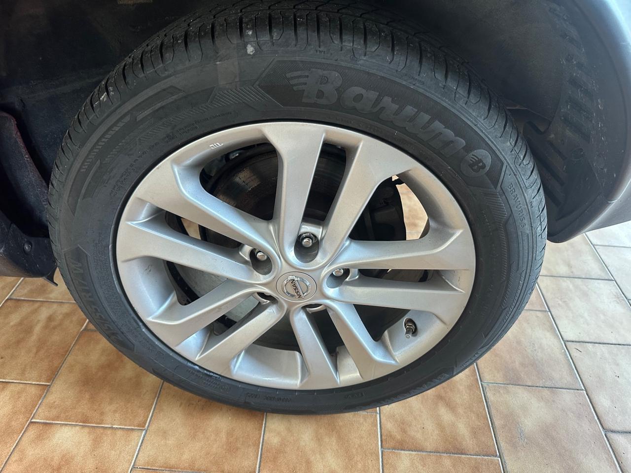 Nissan Juke 1.2benz. Tekna