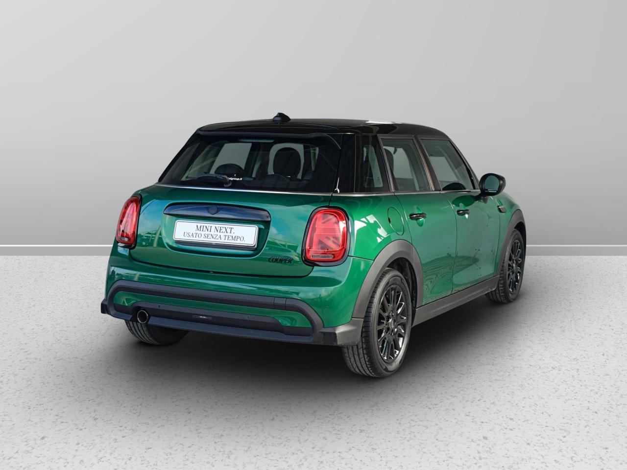 MINI Mini IV F55 2021 5p - Mini 5p 1.5 Cooper Classic auto