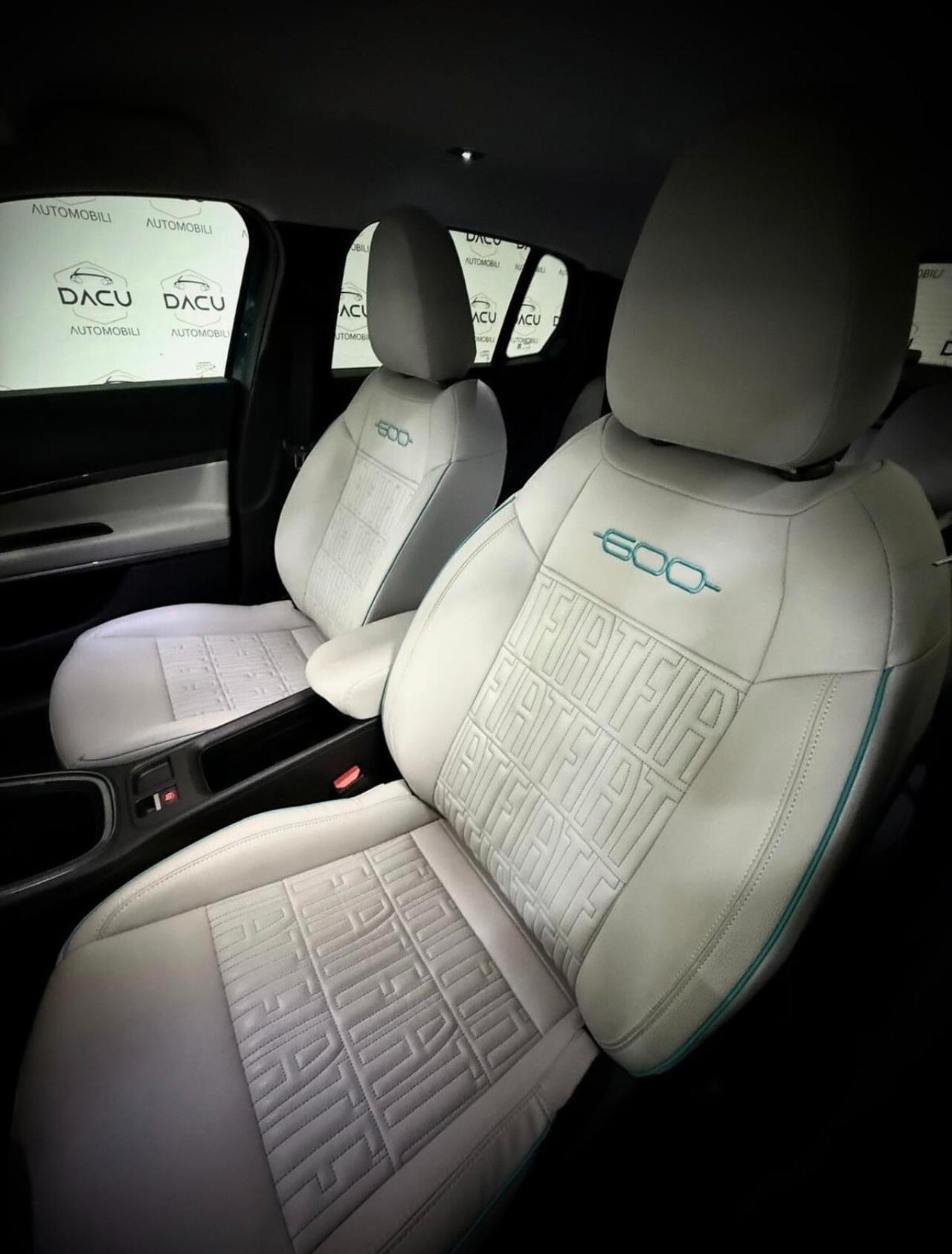 Fiat 600 Hybrid 100 CV DCT MHEV La Prima