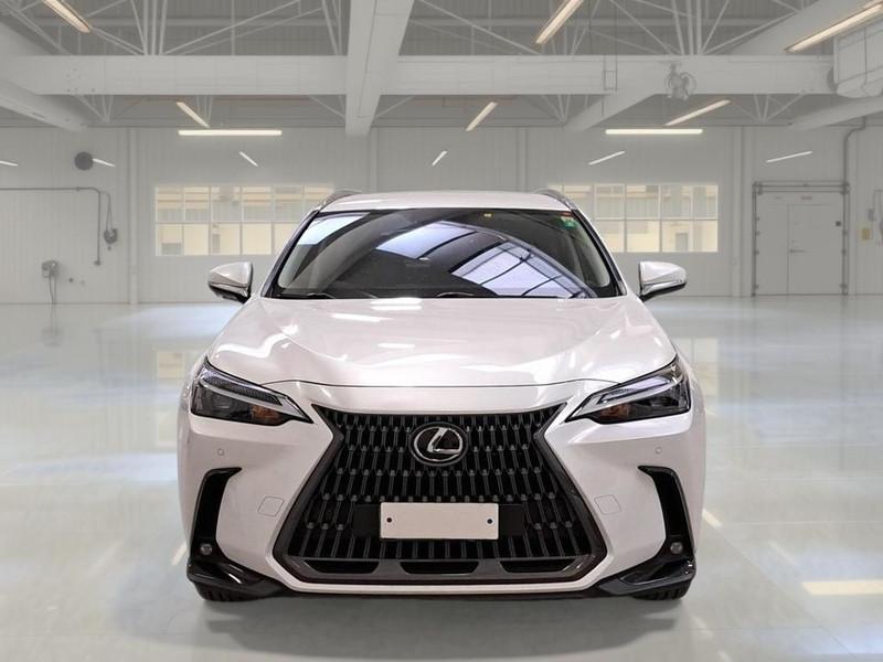 LEXUS NX Hybrid Premium 4WD MY22