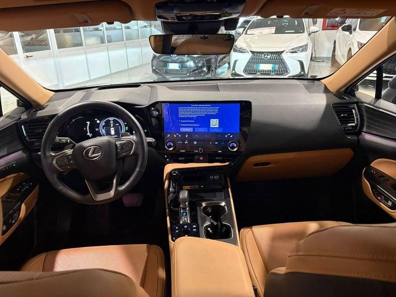 Lexus NX Hybrid Luxury 4WD