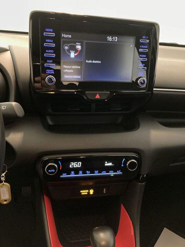 Toyota Yaris Hybrid Trend MY22