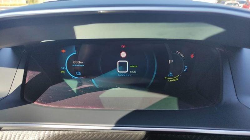 Peugeot 2008 motore elettrico 136 CV Allure Pack