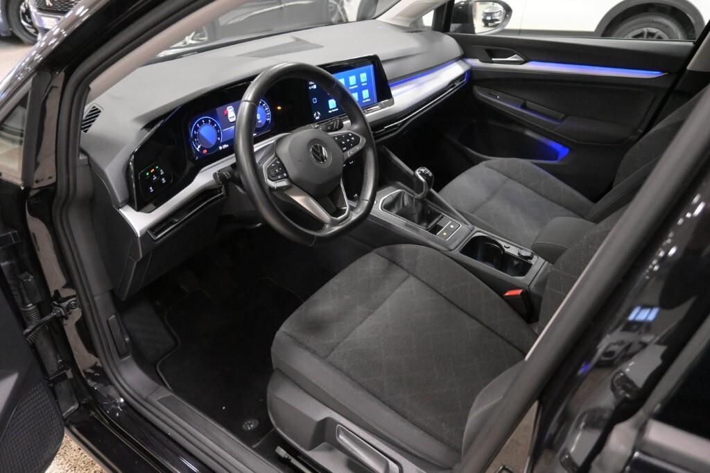 VOLKSWAGEN GOLF 8 EVO LIFE 1.0 TSI (110 CV)