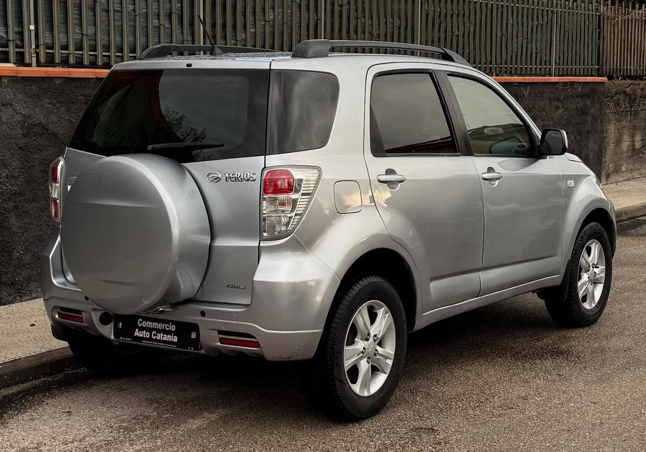Daihatsu Terios 4x4 1.5 GPL UNICO PROPRIETARIO