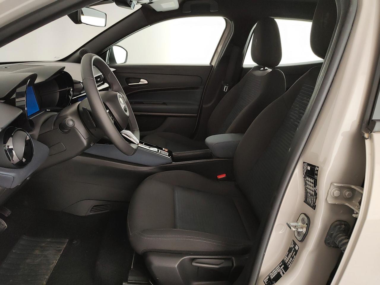 Alfa Romeo Junior 1.2 136 CV Hybrid eDCT6