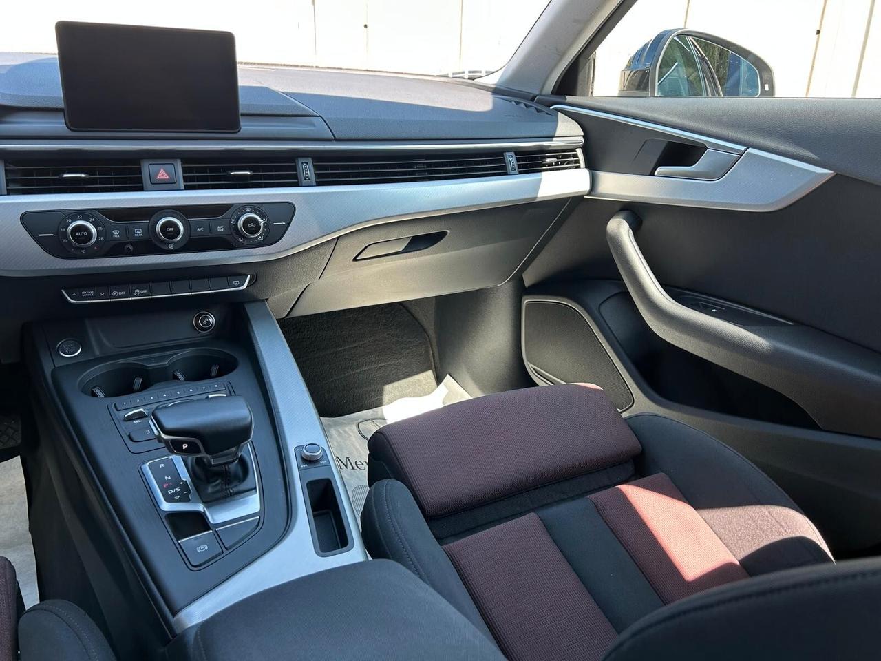 Audi A4 Avant 2.0 TDI 150 CV ultra Business Sport