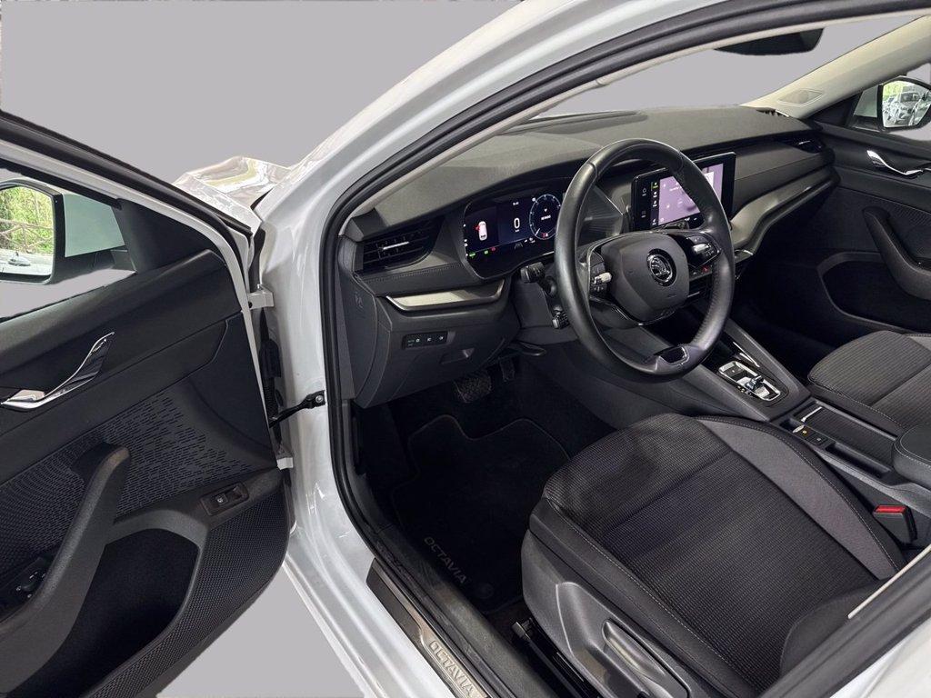 SKODA Octavia 1.4 tsi phev executive dsg del 2023