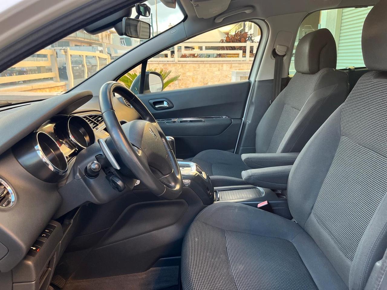 Peugeot 5008 1.6 e-HDi 115CV Stop&Start cambio robotizzato Active