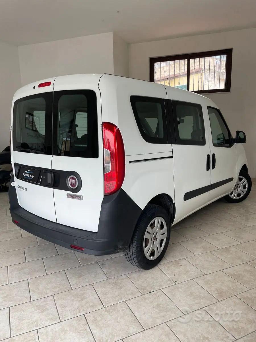 Fiat doblo combi 5 posti