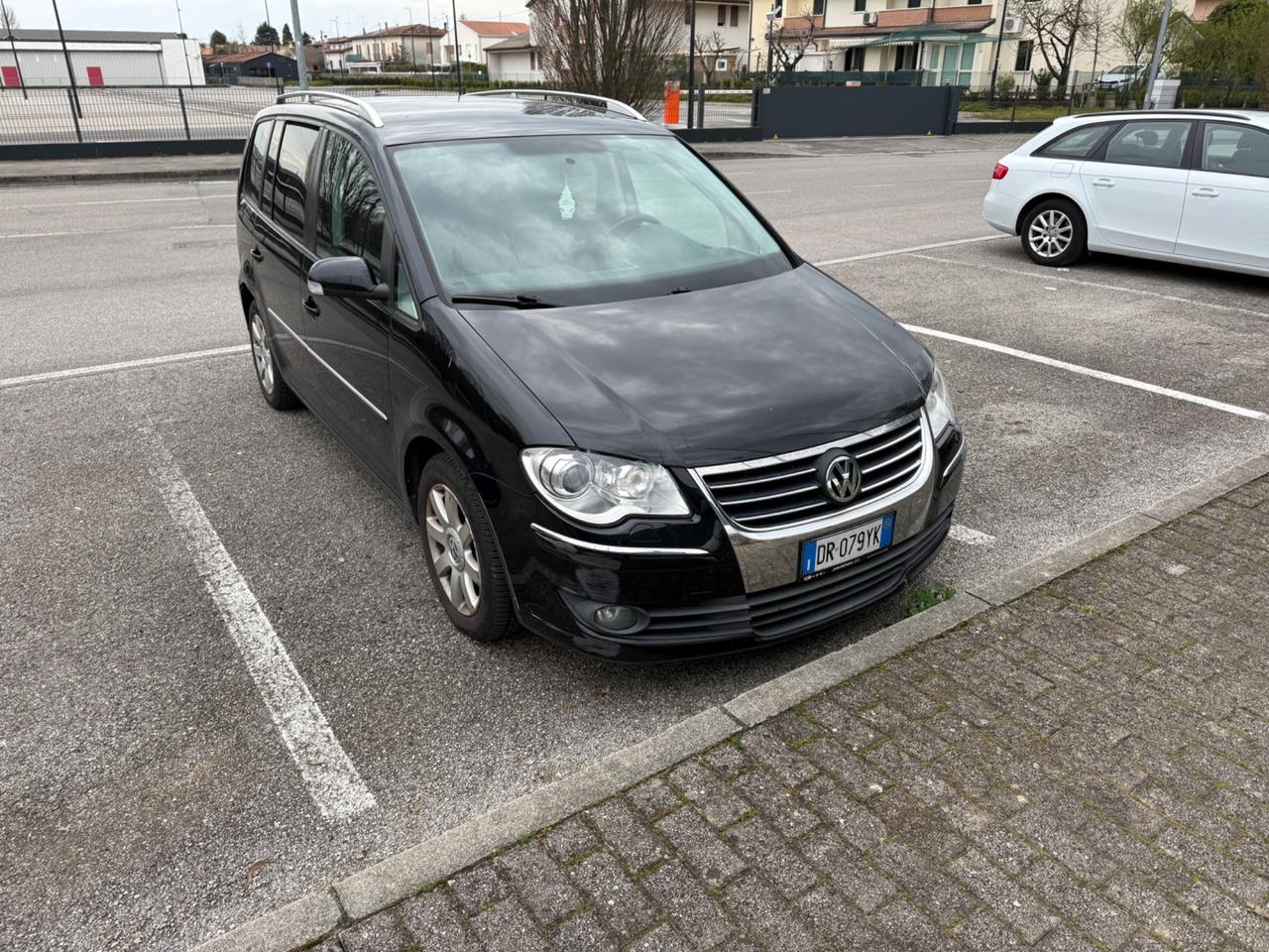 Volkswagen Touran 2.0 TDI 170CV DPF Highline