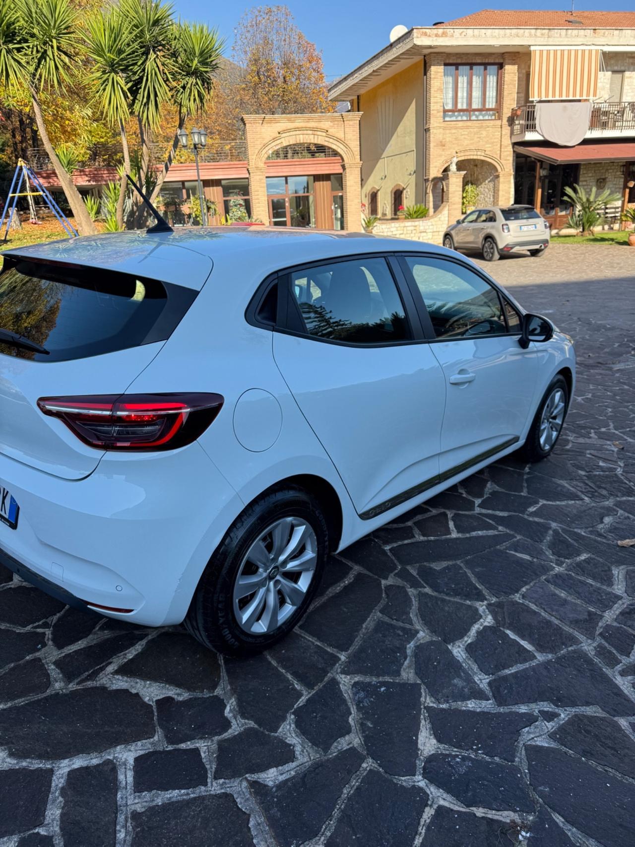 Renault Clio nuovo modello 1.5 Diesel uni proprietario 2030