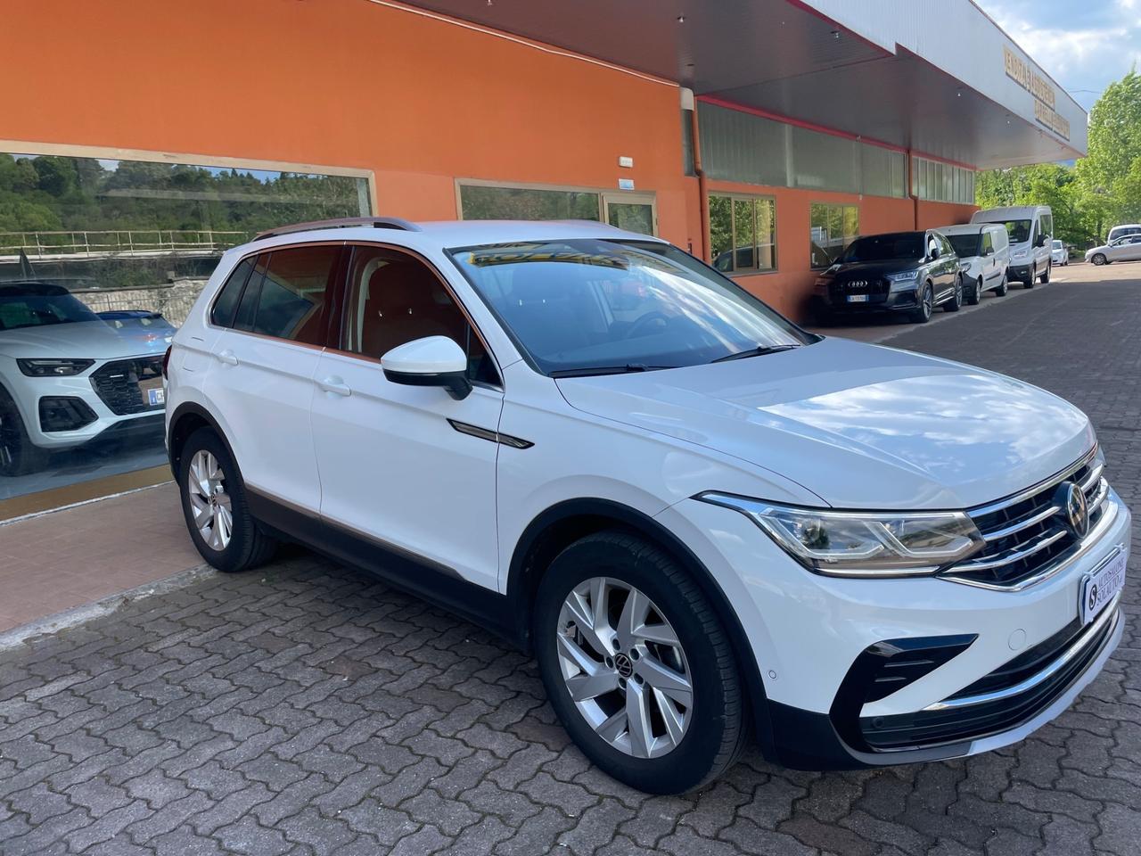 Volkswagen Tiguan 2.0 TDI 150 CV SCR DSG Elegance