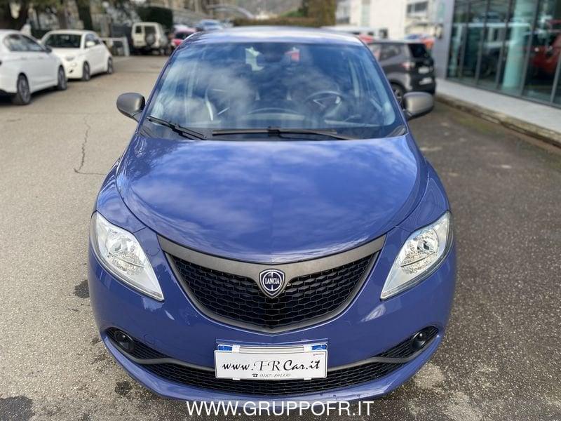 Lancia Ypsilon 1.2 69 CV 5 porte GPL Ecochic Silver
