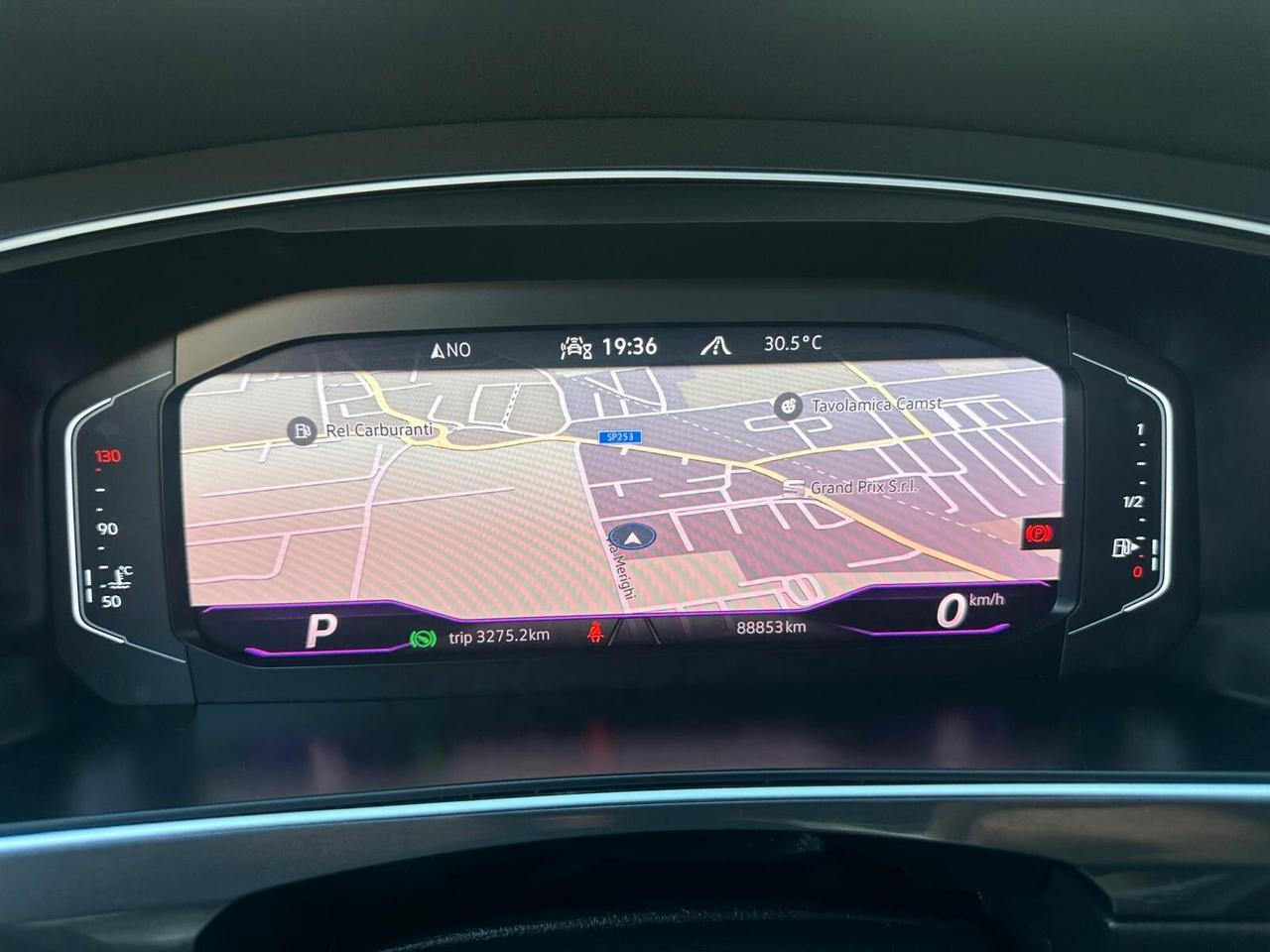 Volkswagen Tiguan 2.0 TDI 200 CV SCR DSG 4MOTION R-Line TETTO APRIBILE SEDILI IN PELLE TOTALE