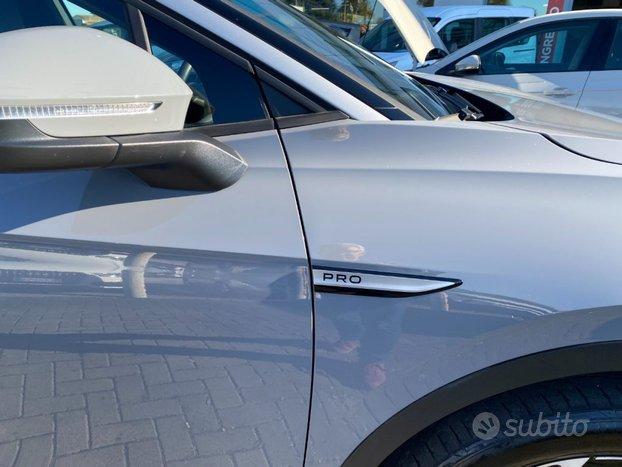 VOLKSWAGEN ID.4 Pro Performance