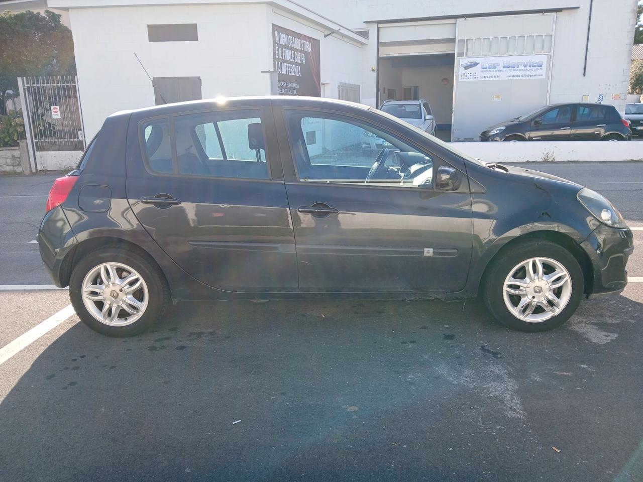 Renault Clio 1.4 Per Neopatentati