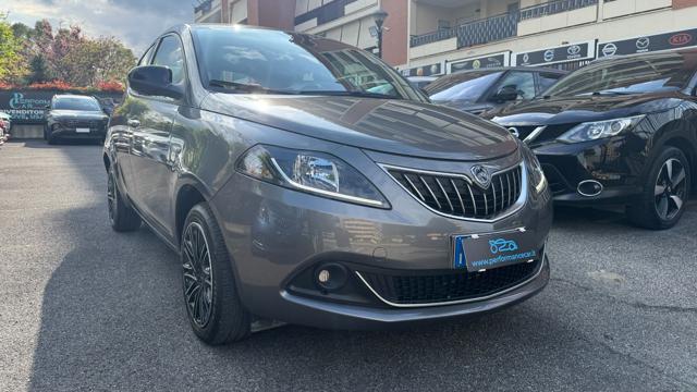 LANCIA Ypsilon 1.0 FIREFLY S&S HYBRID GOLD*24M.G.*CARPLAY*LED*TEL