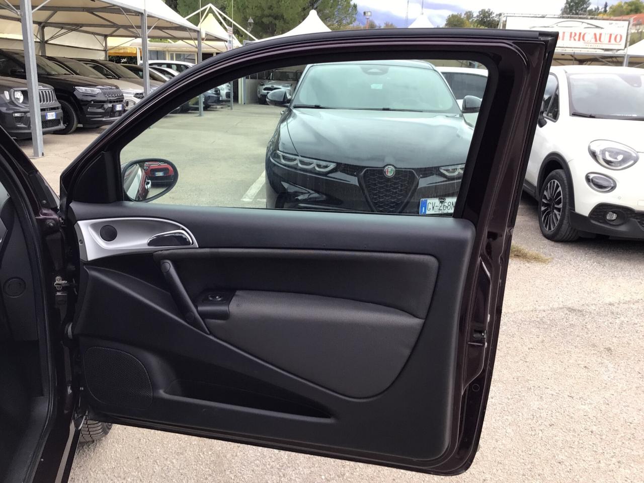 Lancia Ypsilon 1.2 Oro 60 Cv