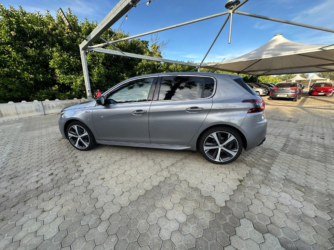 PEUGEOT 308 BlueHDi 130 S&S EAT8 GT Line
