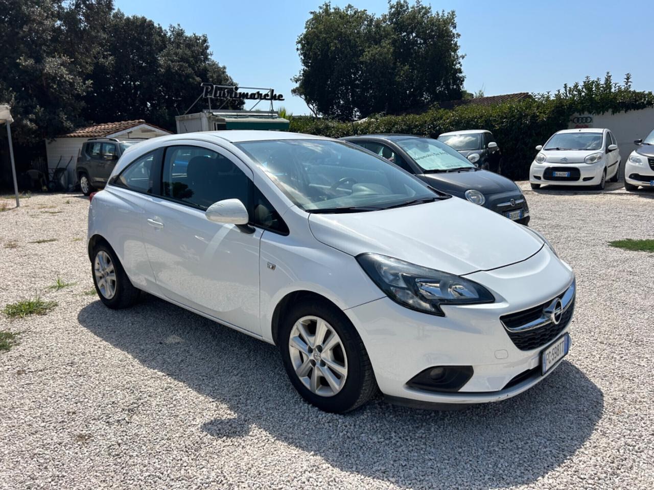 Opel Corsa 1.2 Coupé Cosmo