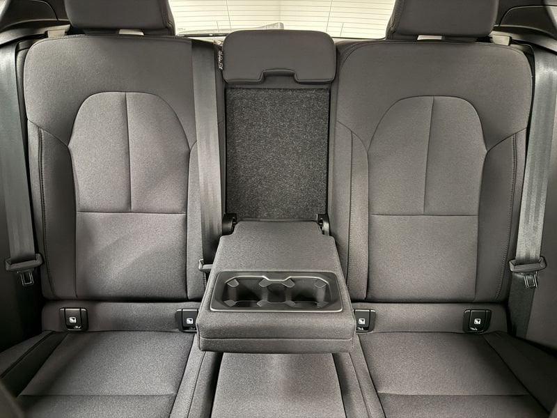 Volvo XC40 Recharge T4 Plug-in Hybrid auto Recharge Inscription Expression